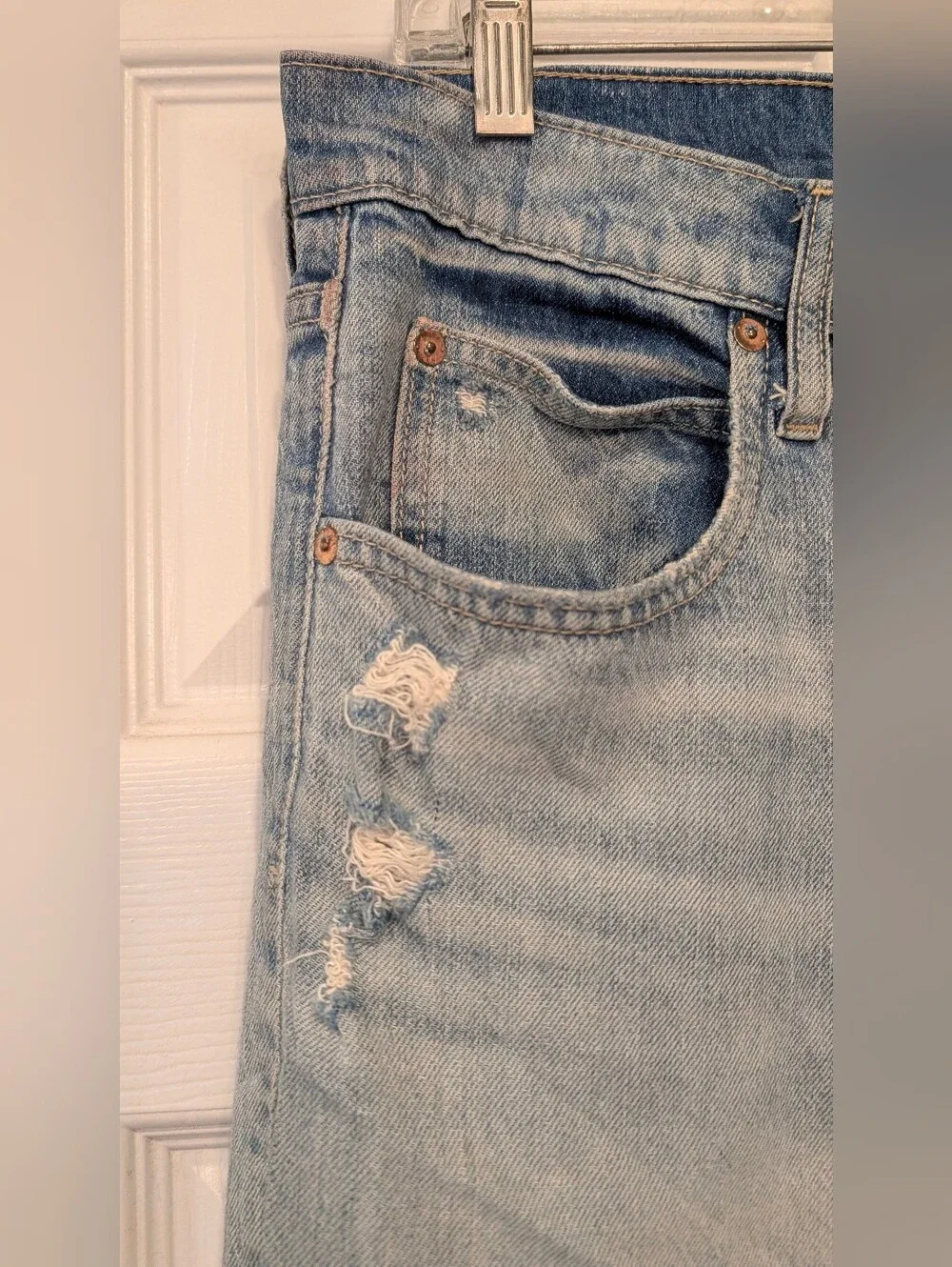 GAP 1969 Distressed Ankle Kick Flare Jeans Raw Hem Light Wash Size 8/29R Ripped